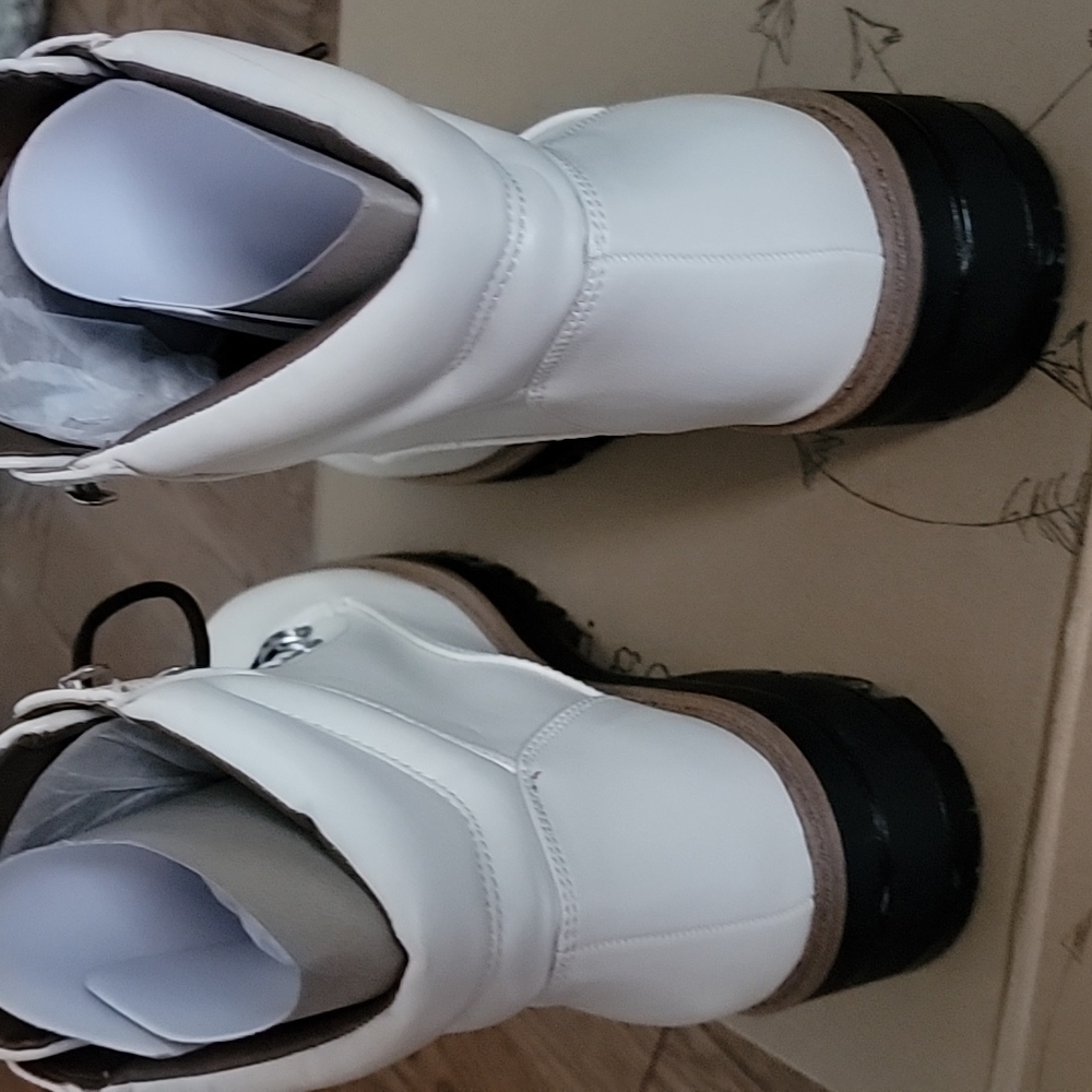 indigo rd. NWT Hiker Style Boots - Picture 5 of 7